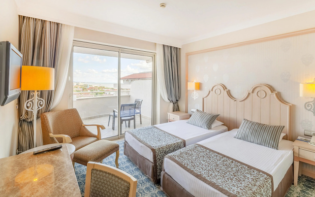 Starlight Resort Hotel - All Inclusive - Image 2