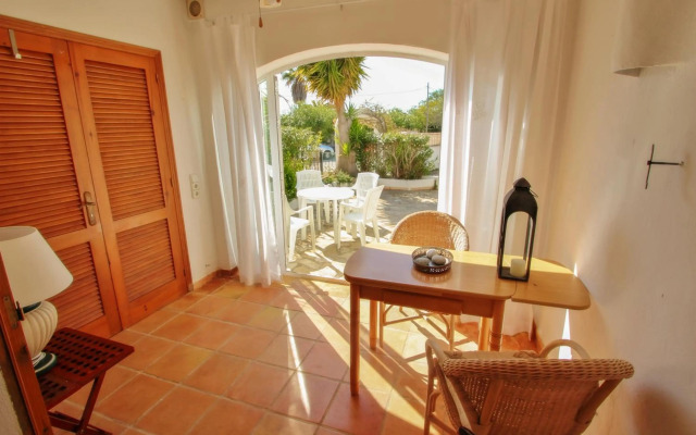 Jane - modern, well-equipped bungalow in Moraira