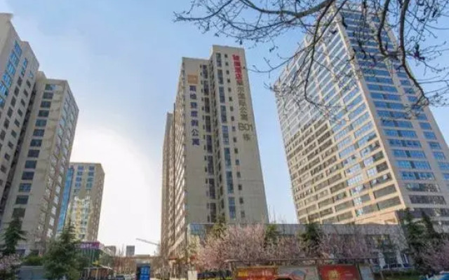 Blueberry apartment chain (Lushangzhongxin store)