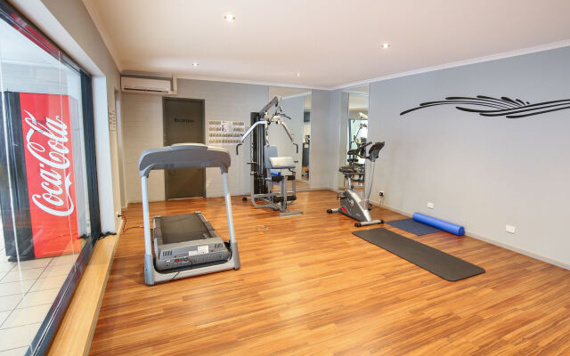 Aquarius All Suite Apartments