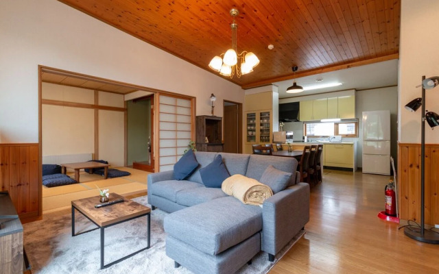 Ht House Furano by H2 Life