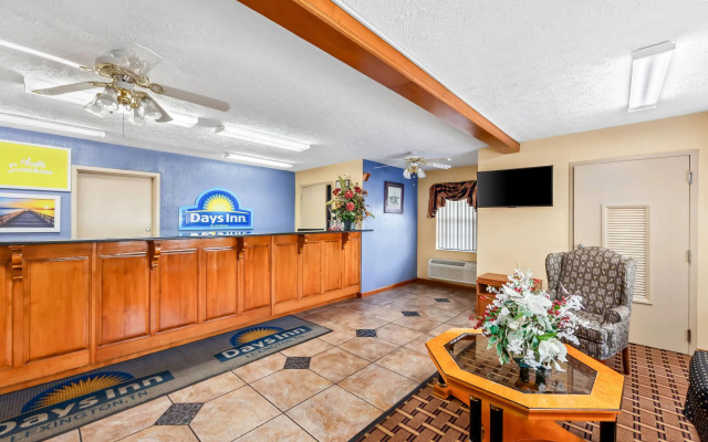 Days Inn by Wyndham Lexington