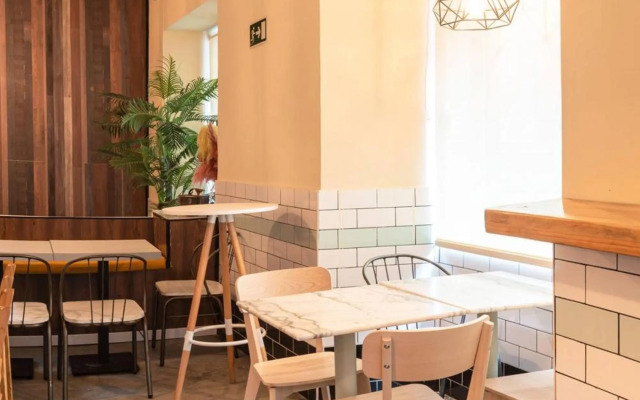 Apartamentos Day Madrid MADERA Centro Gran Via Sol Malasaña