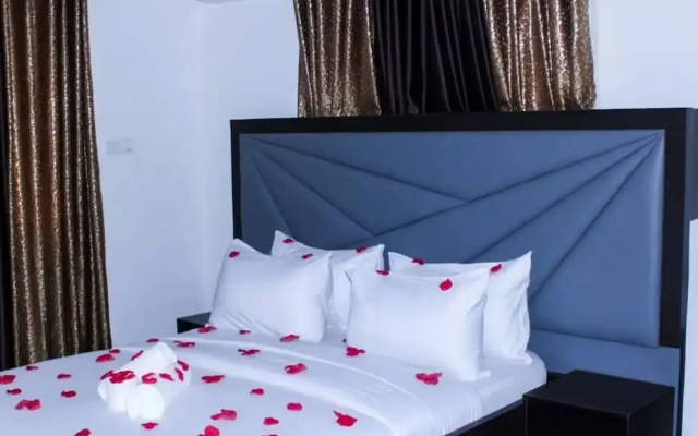 Vinchee Suites