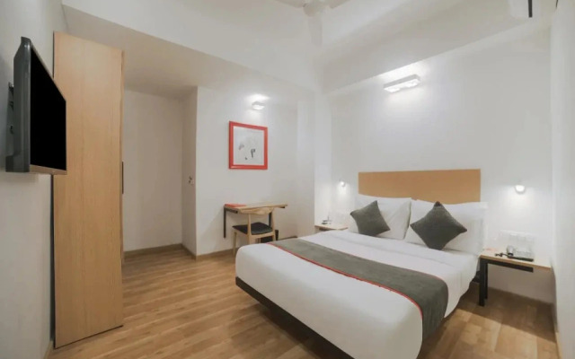 OYO Townhouse 82 Chander Nagar Janakpuri