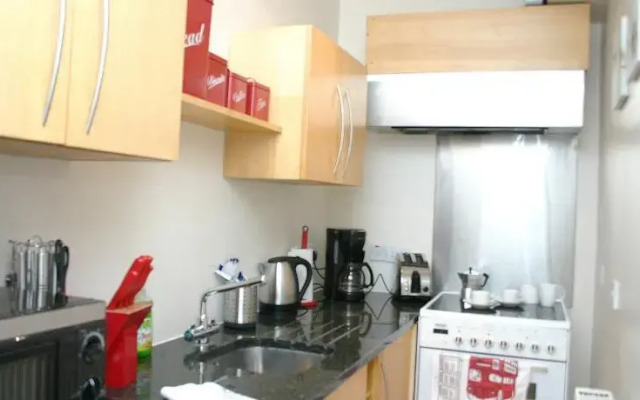 Holland Road Apartment