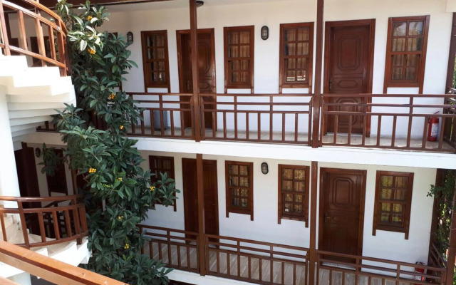 Hotel Karyatit Kaleiçi