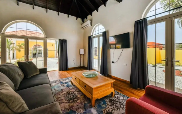 Picaron Villas in Santa Cruz