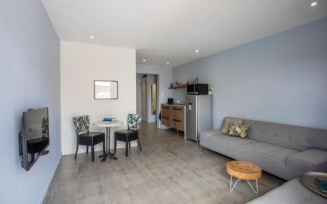 INDIGO Apartments & Suites - 'Adults Only'