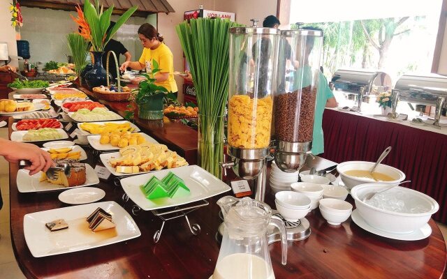 Bao Ninh Beach Resort