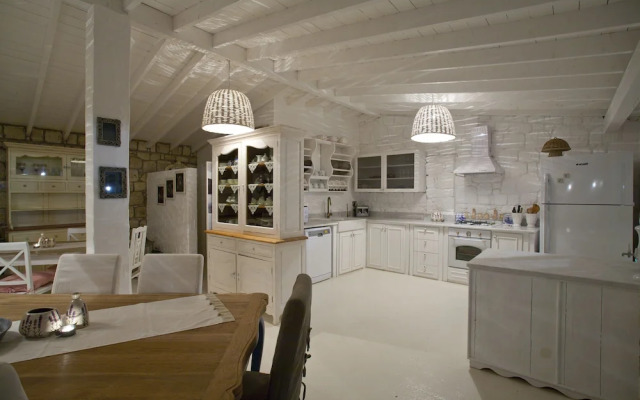 Hane Alacati Boutique Hotel