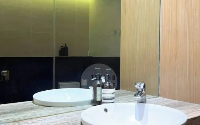 1BR Urban Escape at Damansara Heights