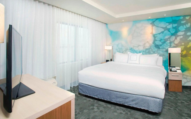 Courtyard by Marriott Redwood City
