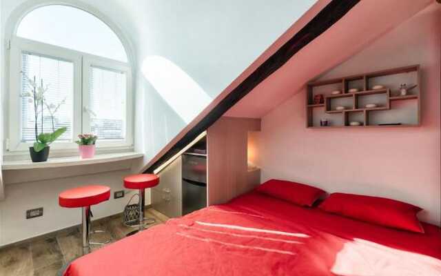 Torino Multifunctional Stylish Studio