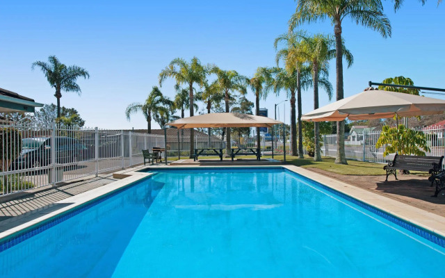 Colonial Terrace Motor Inn