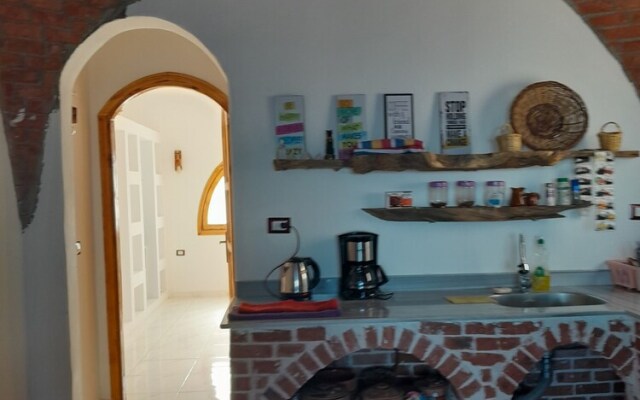 Immaculate 3-bed Apartment sea View