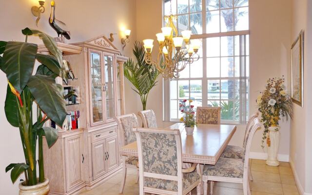 1158 Strawberry Court