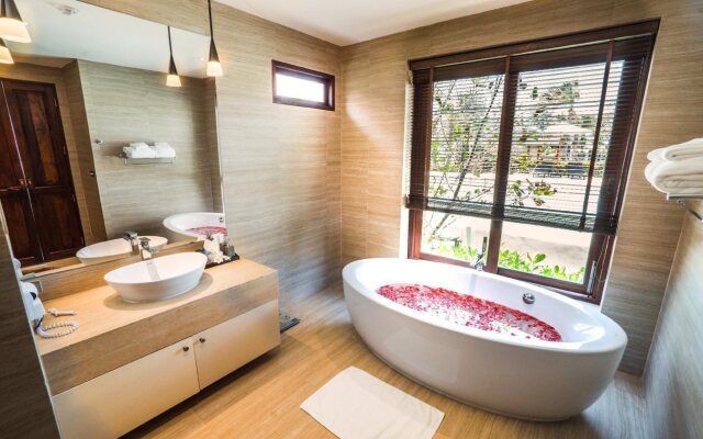 Triple Tree Beach Resort