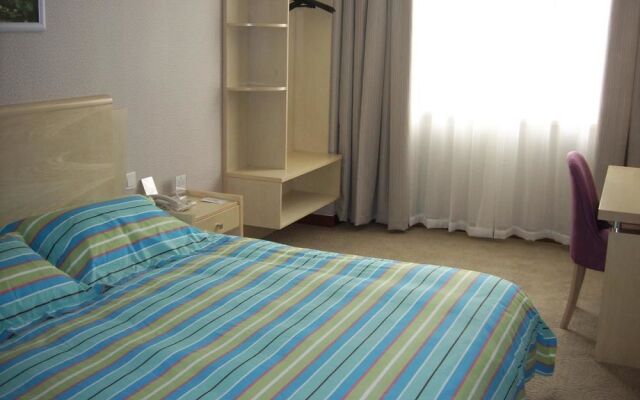 Super 8 Hotel Wuxi Xueqian Road