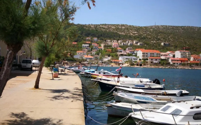 Holiday house Ivana, Zadar, Vinjerac
