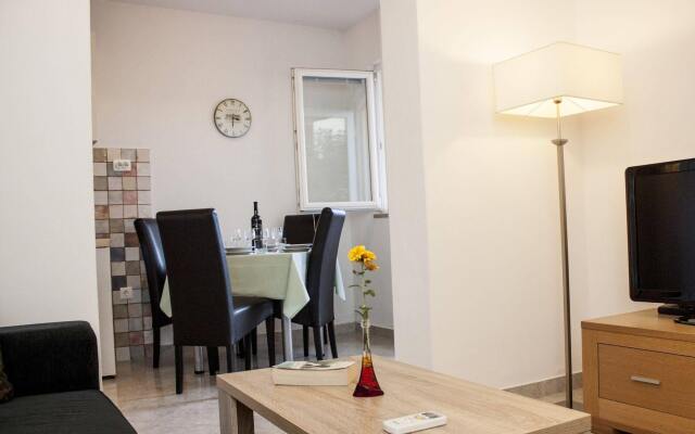 Green Park Apartments