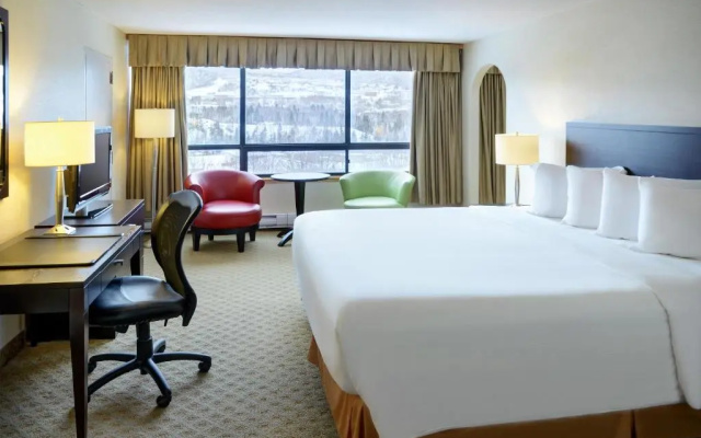 Greenwood Inn & Suites