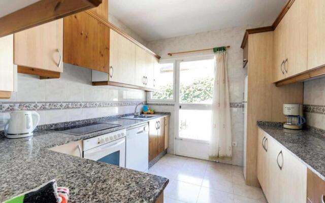 3383 Villa Encina