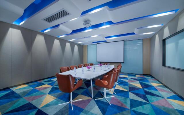 Holiday Inn Express Shanghai Jinshan by IHG