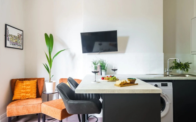HG Collection - Cardiff City - Sleeps 6