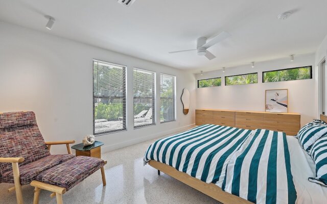 The Windward House 3 Bedroom Home by RedAwning