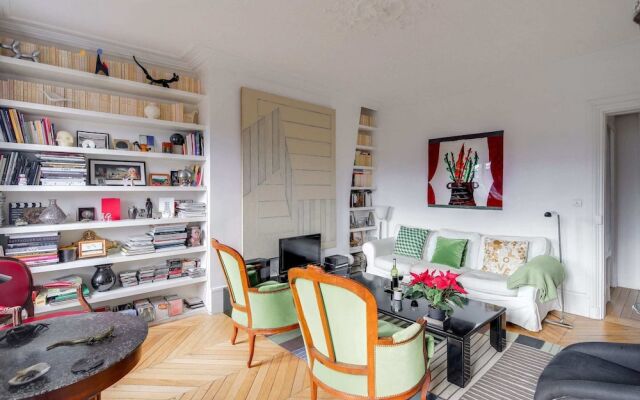 Gorgeous Flat - 3 Mins to Oberkampf Metro