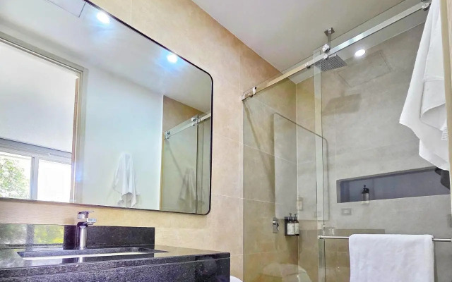 Aparta Suites Park 85