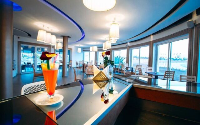 Casa Mia Family Suites