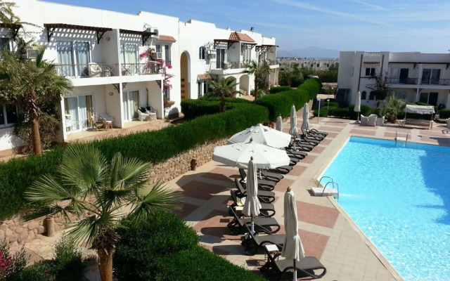 Logaina Sharm Resort