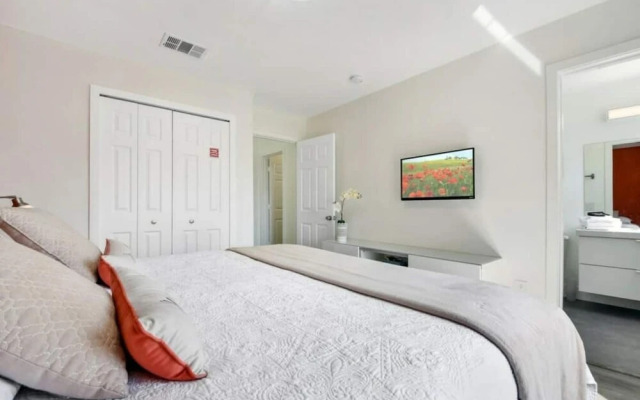 139 Stunning Home Inside Disney Area