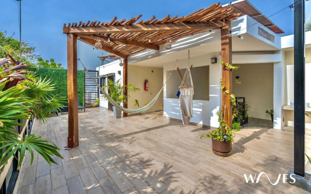 Increíble Townhouse de 3 Rec. con Alberca Privada