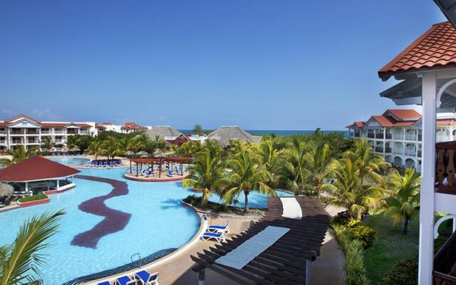 Memories Paraiso Beach Resort - All Inclusive