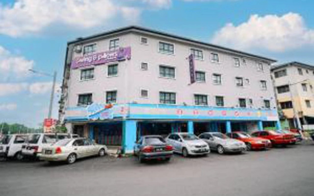 GS Golden Star Hotel