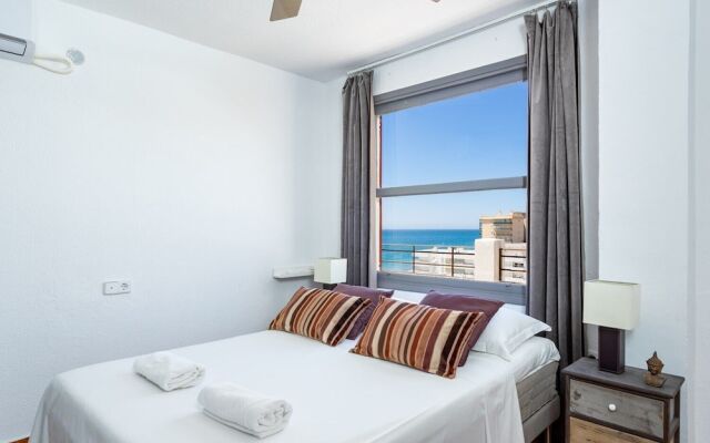 Outstanding beachfront villa Fuengirola