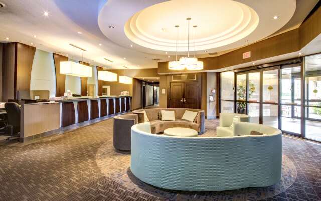 Best Western Plus Guildwood Inn