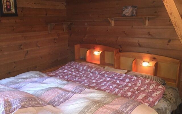 Alpha Eight - Hostel