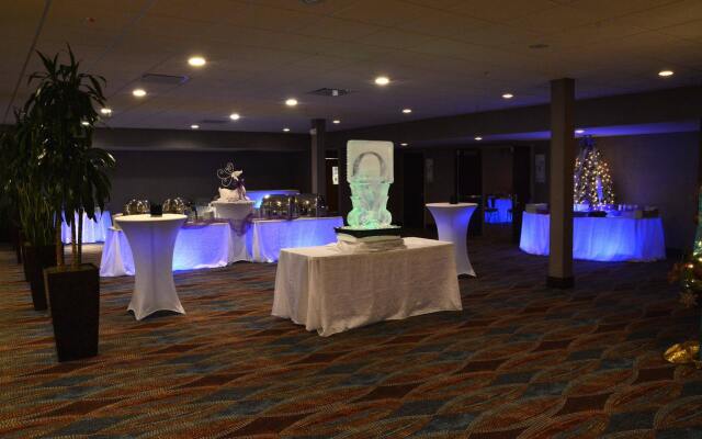 Holiday Inn Canton (Belden Village) by IHG