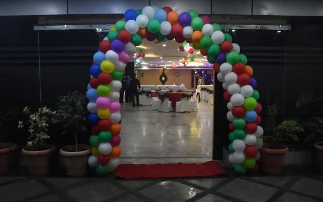 Ishanika Hotel