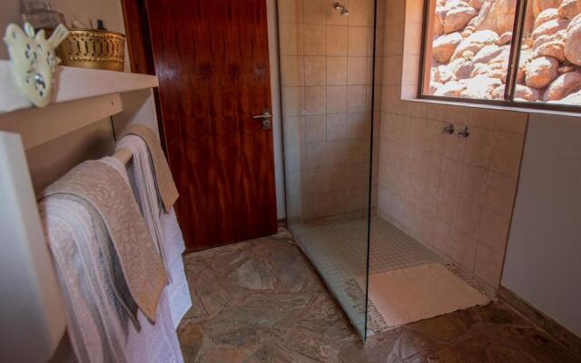 Greenfire Desert Lodge