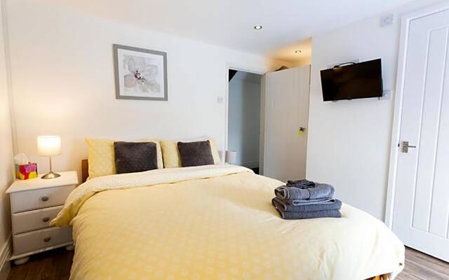 Cwtch Farm Bed & Breakfast