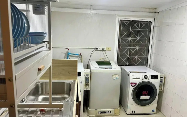 Comfy Crib Hostel 2
