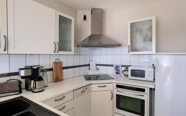 Appartement Granville, 2 Pièces, 2 Personnes - Fr-1-361-17