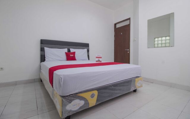 RedDoorz near Teras Kota 2