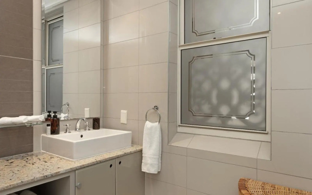 Апартаменты Cape Royale Residences