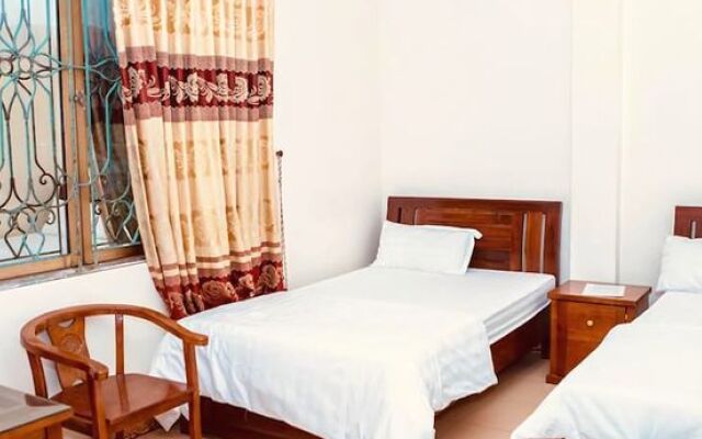 Hung Thinh Hotel